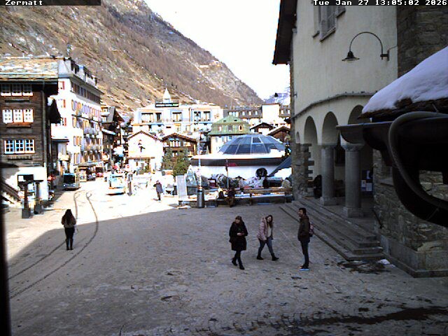Archiv Foto Webcam Gemeindehaus Zermatt