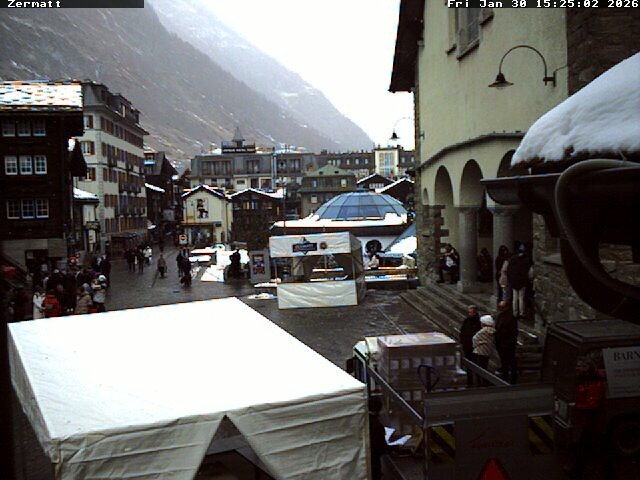 Archiv Foto Webcam Gemeindehaus Zermatt