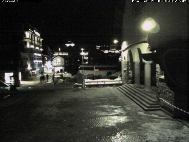 Archiv Foto Webcam Gemeindehaus Zermatt