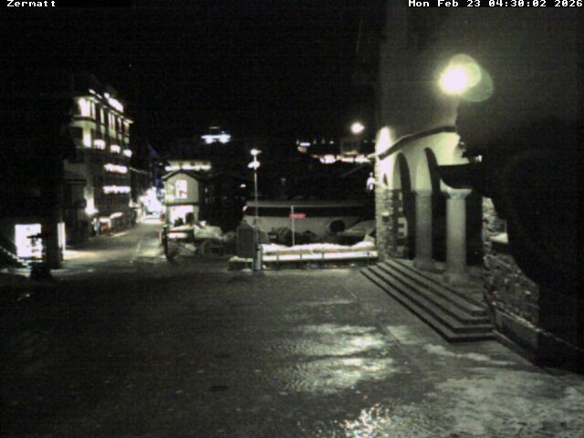 Archiv Foto Webcam Gemeindehaus Zermatt