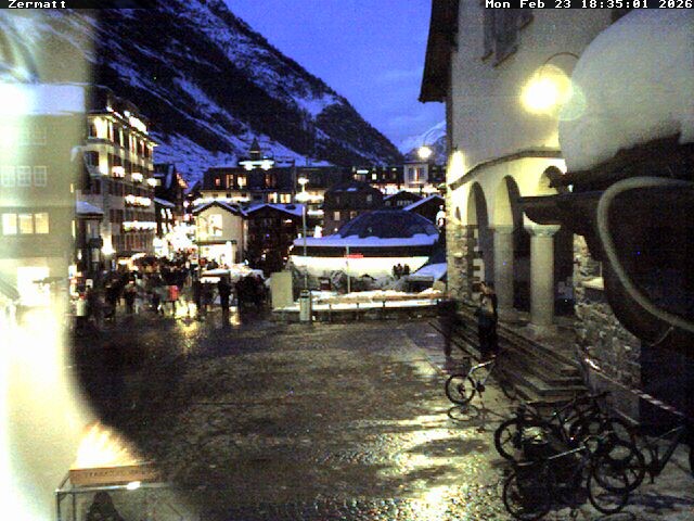 Archiv Foto Webcam Gemeindehaus Zermatt