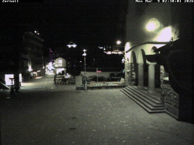 Archiv Foto Webcam Gemeindehaus Zermatt