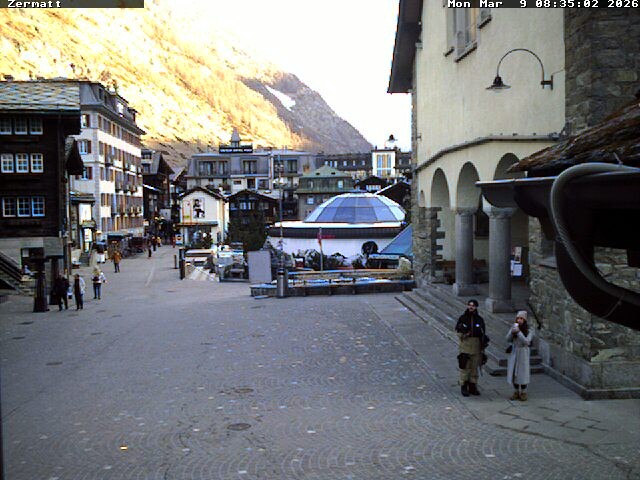 Archiv Foto Webcam Gemeindehaus Zermatt