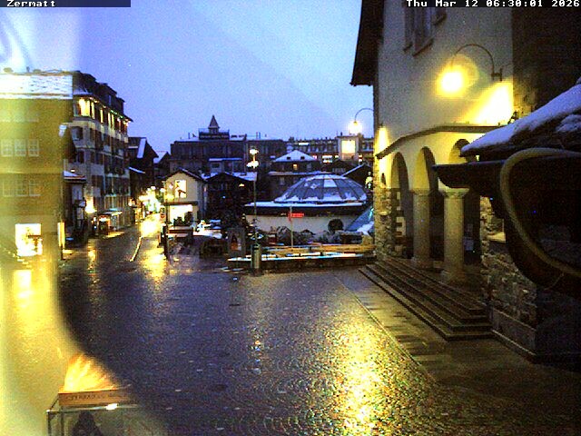 Archiv Foto Webcam Gemeindehaus Zermatt