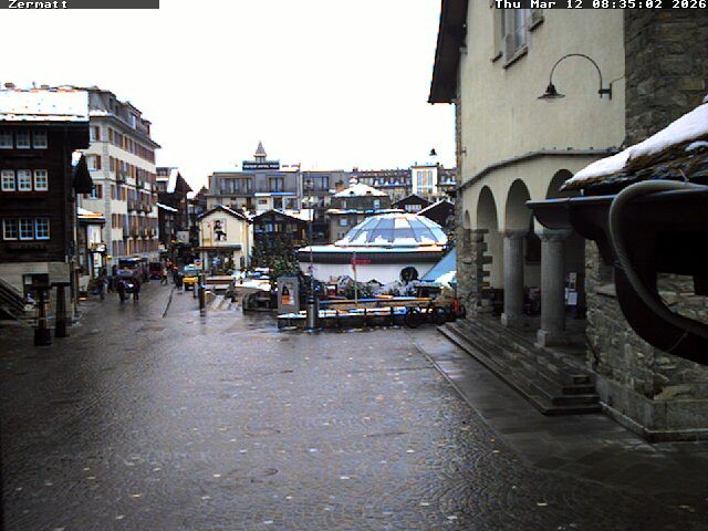 Archiv Foto Webcam Gemeindehaus Zermatt