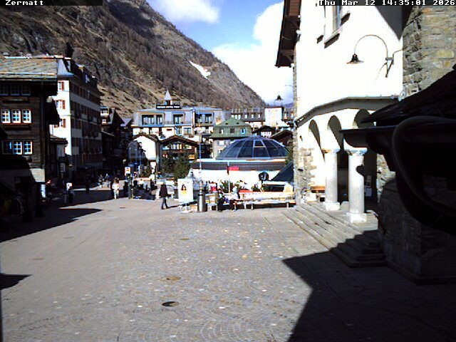 Archiv Foto Webcam Gemeindehaus Zermatt