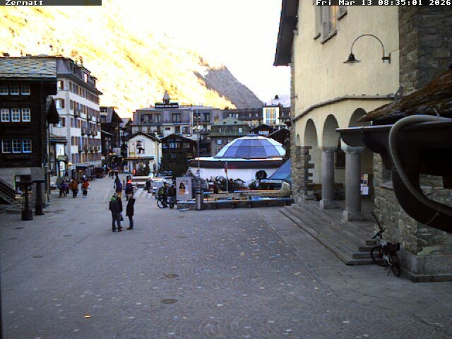 Archiv Foto Webcam Gemeindehaus Zermatt