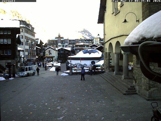 Archiv Foto Webcam Gemeindehaus Zermatt