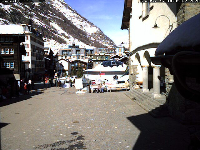 Archiv Foto Webcam Gemeindehaus Zermatt