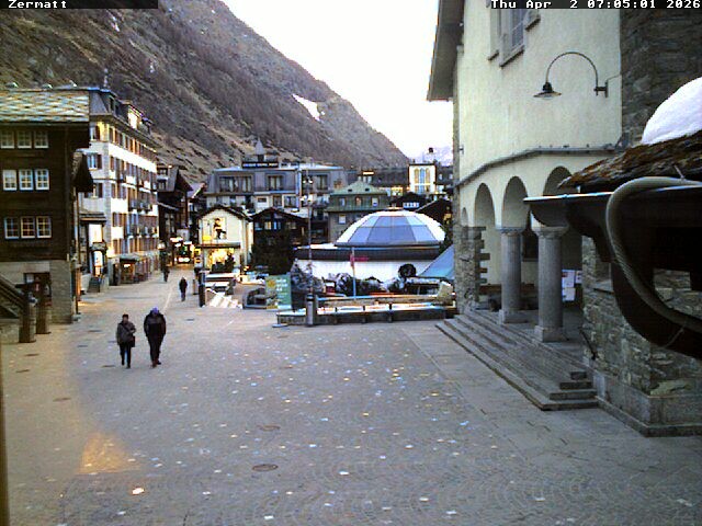 Archiv Foto Webcam Gemeindehaus Zermatt