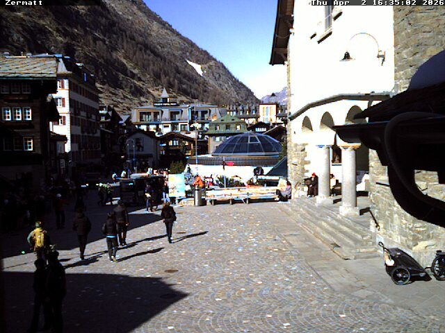 Archiv Foto Webcam Gemeindehaus Zermatt