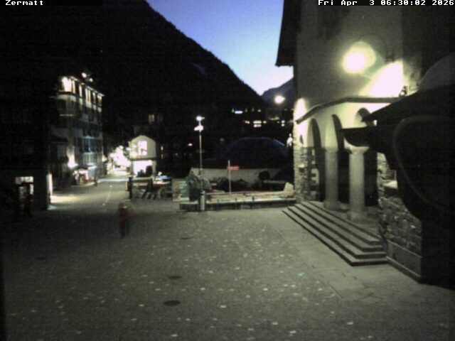 Archiv Foto Webcam Gemeindehaus Zermatt