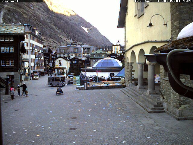 Archiv Foto Webcam Gemeindehaus Zermatt