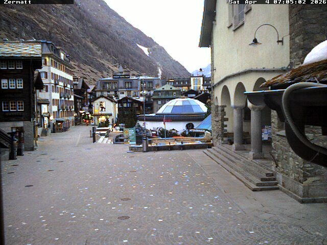 Archiv Foto Webcam Gemeindehaus Zermatt