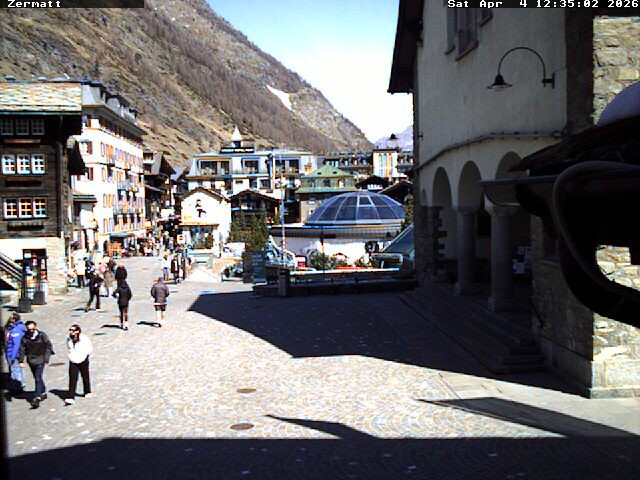 Archiv Foto Webcam Gemeindehaus Zermatt