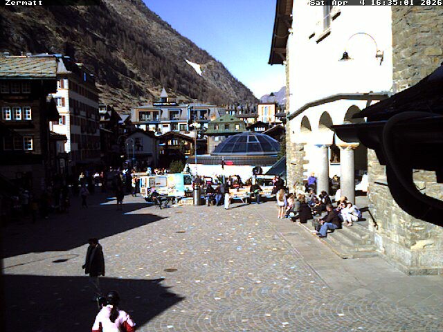 Archiv Foto Webcam Gemeindehaus Zermatt