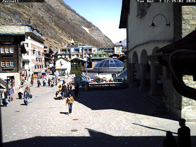 Archiv Foto Webcam Gemeindehaus Zermatt