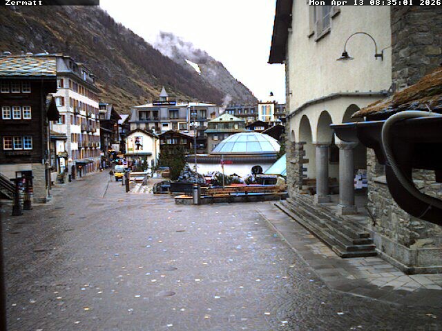 Archiv Foto Webcam Gemeindehaus Zermatt