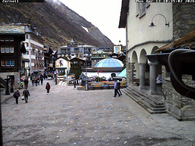 Archiv Foto Webcam Gemeindehaus Zermatt