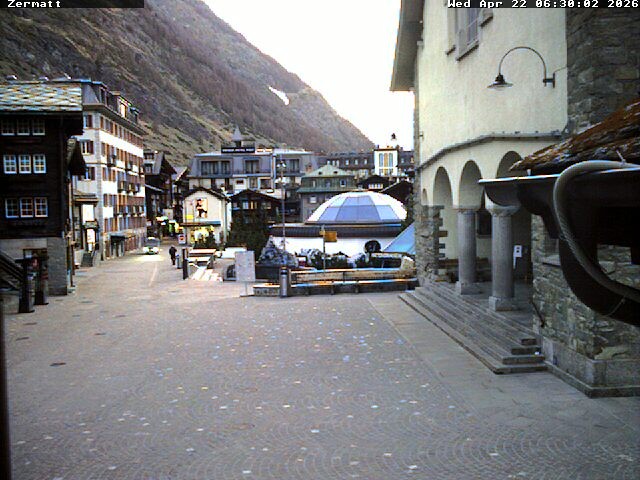 Archiv Foto Webcam Gemeindehaus Zermatt