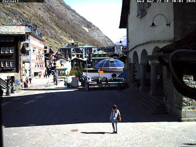 Archiv Foto Webcam Gemeindehaus Zermatt