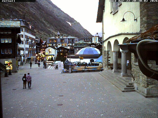 Archiv Foto Webcam Gemeindehaus Zermatt