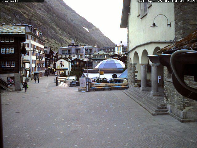 Archiv Foto Webcam Gemeindehaus Zermatt
