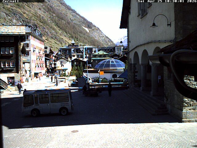 Archiv Foto Webcam Gemeindehaus Zermatt