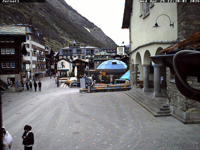 Archiv Foto Webcam Gemeindehaus Zermatt