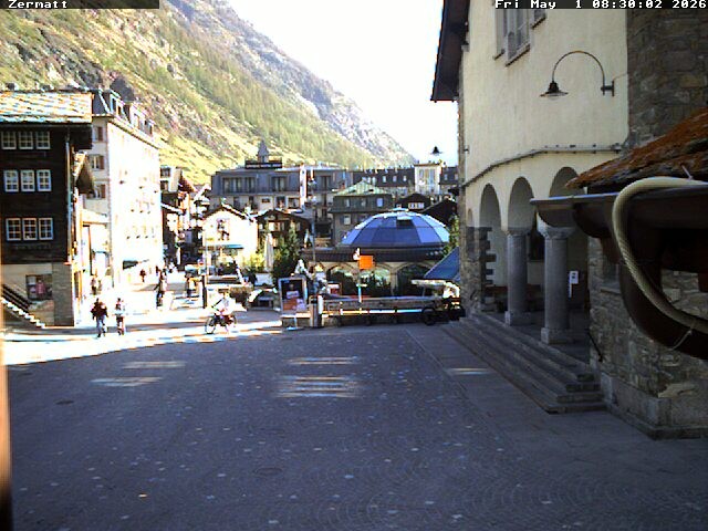 Archiv Foto Webcam Gemeindehaus Zermatt