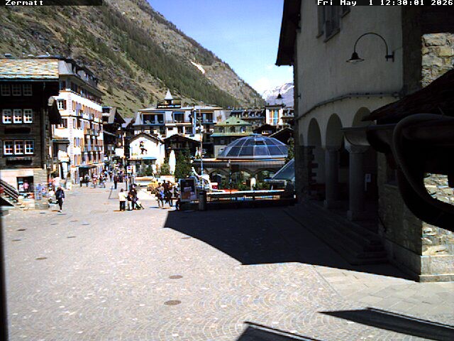Archiv Foto Webcam Gemeindehaus Zermatt