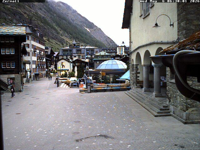 Archiv Foto Webcam Gemeindehaus Zermatt