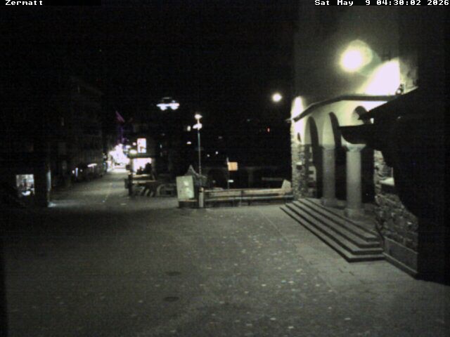 Archiv Foto Webcam Gemeindehaus Zermatt