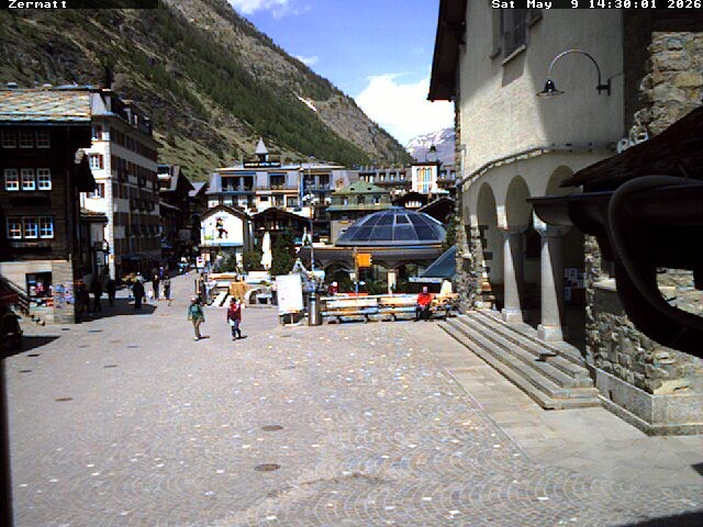 Archiv Foto Webcam Gemeindehaus Zermatt