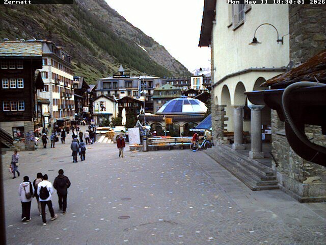 Archiv Foto Webcam Gemeindehaus Zermatt