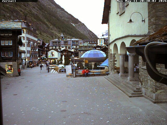 Archiv Foto Webcam Gemeindehaus Zermatt