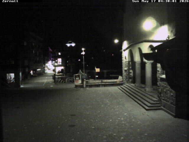 Archiv Foto Webcam Gemeindehaus Zermatt
