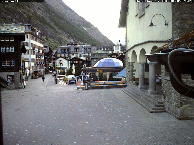 Archiv Foto Webcam Gemeindehaus Zermatt