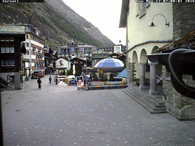 Archiv Foto Webcam Gemeindehaus Zermatt