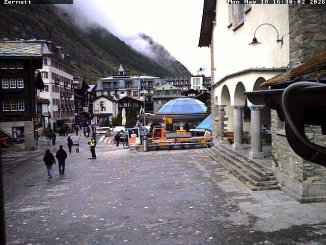 Archived image Webcam Zermatt Village