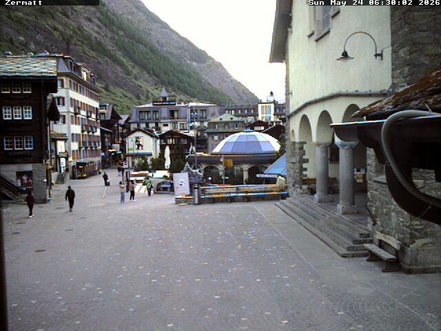 Archiv Foto Webcam Gemeindehaus Zermatt