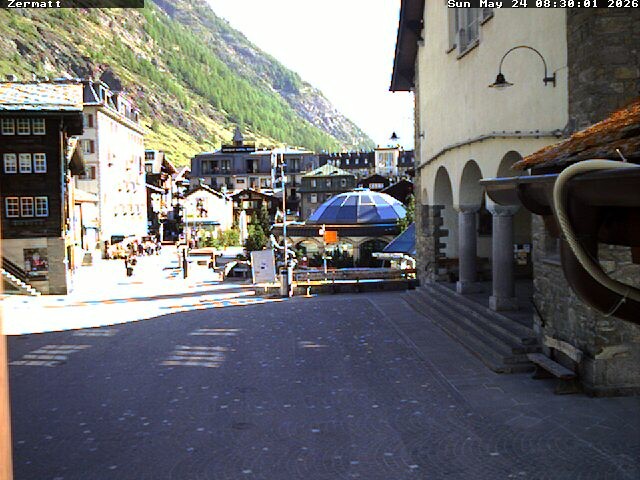 Archiv Foto Webcam Gemeindehaus Zermatt