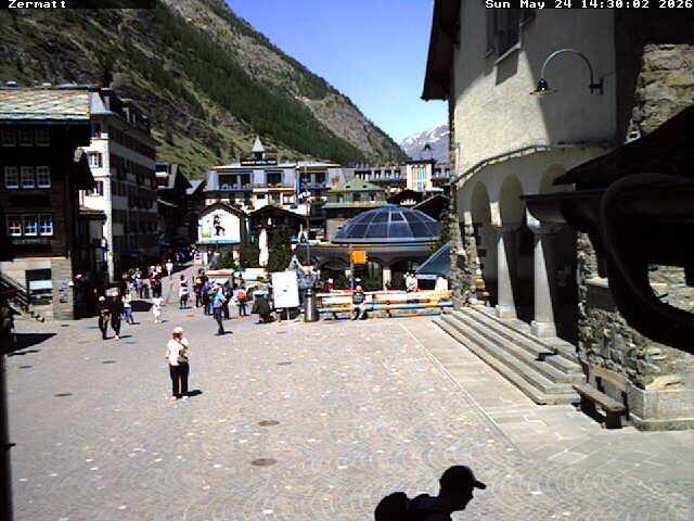 Archiv Foto Webcam Gemeindehaus Zermatt