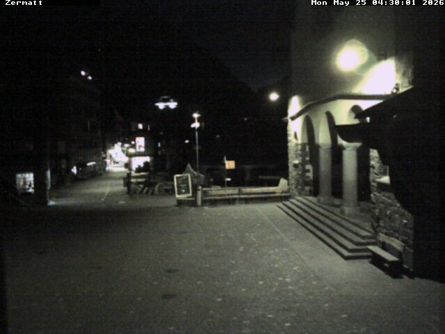 Archiv Foto Webcam Gemeindehaus Zermatt
