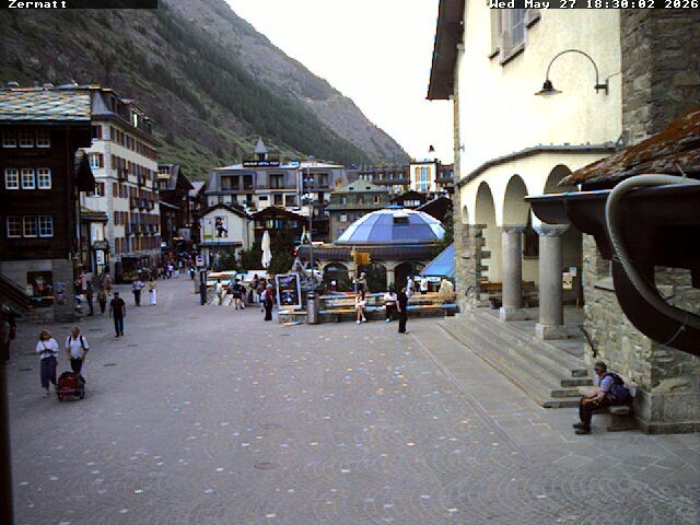 Archiv Foto Webcam Gemeindehaus Zermatt