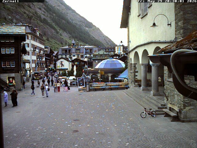 Archiv Foto Webcam Gemeindehaus Zermatt