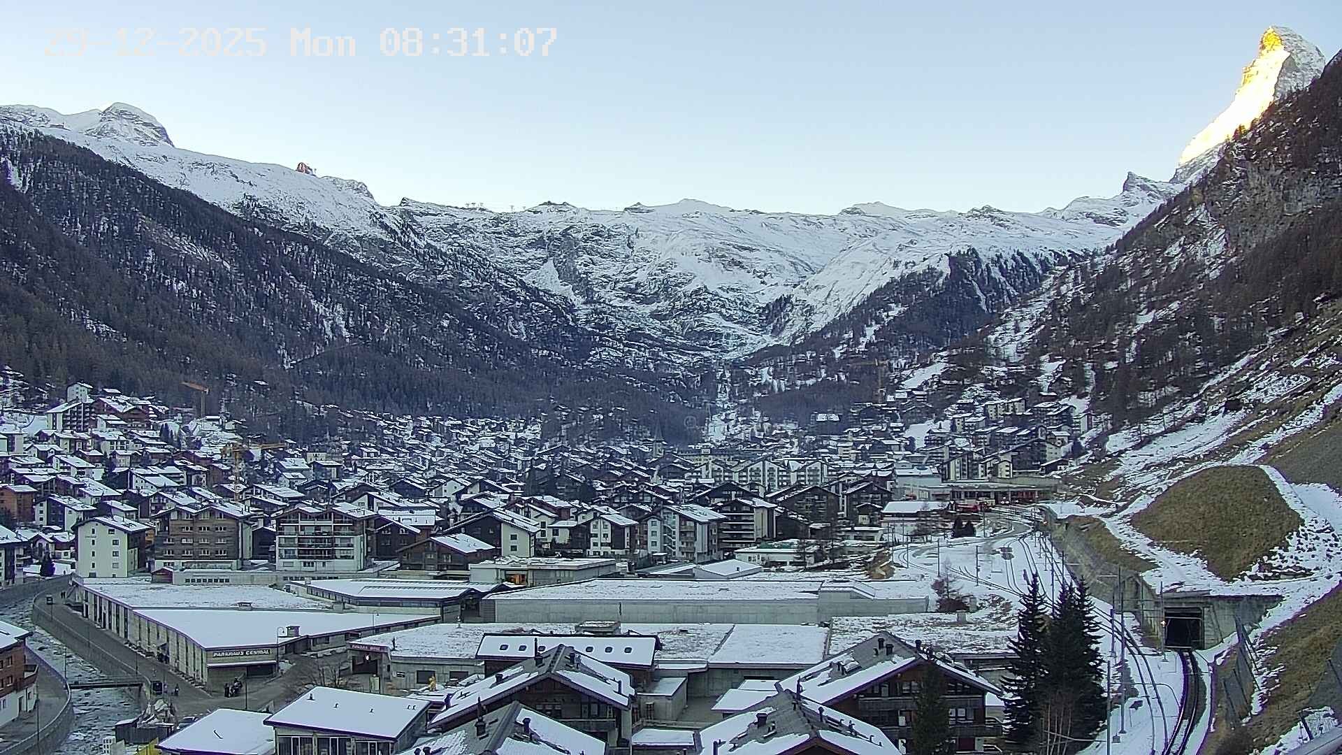 Archiv Foto Webcam Zermatt: Blick auf das Dorf