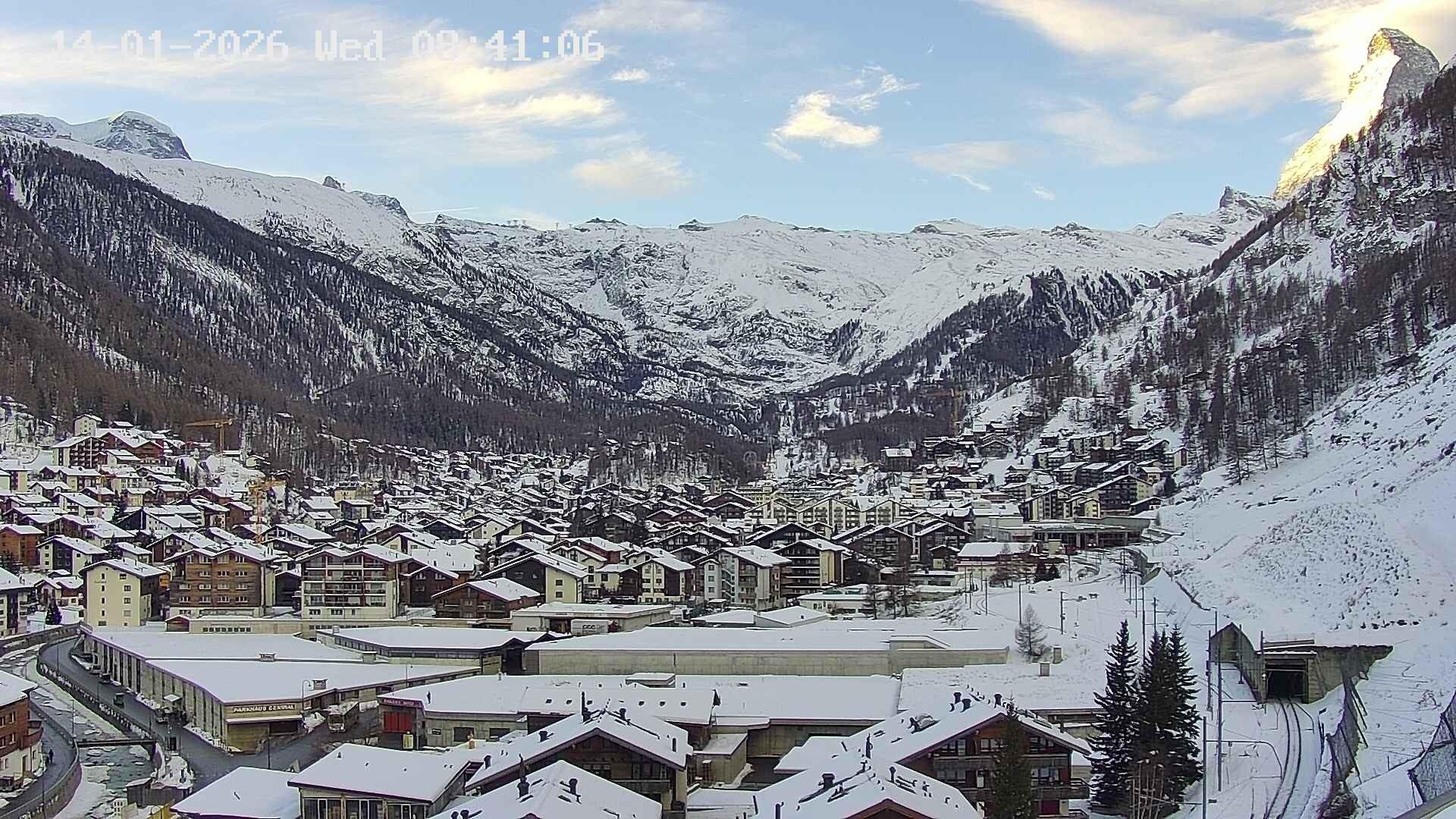 Archiv Foto Webcam Zermatt: Blick auf das Dorf
