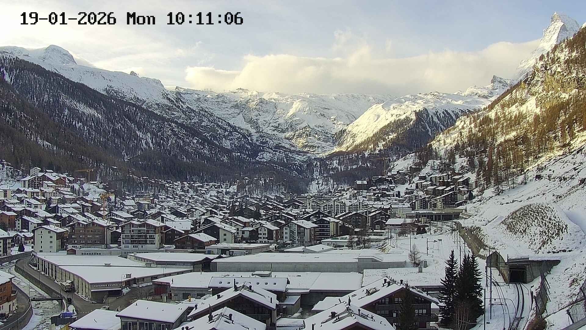 Archiv Foto Webcam Zermatt: Blick auf das Dorf