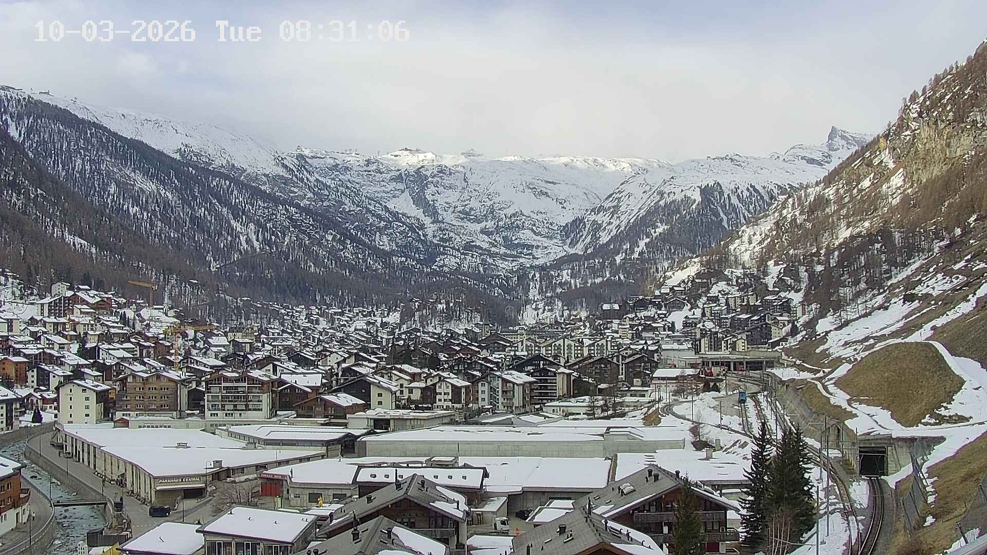 Archiv Foto Webcam Zermatt: Blick auf das Dorf